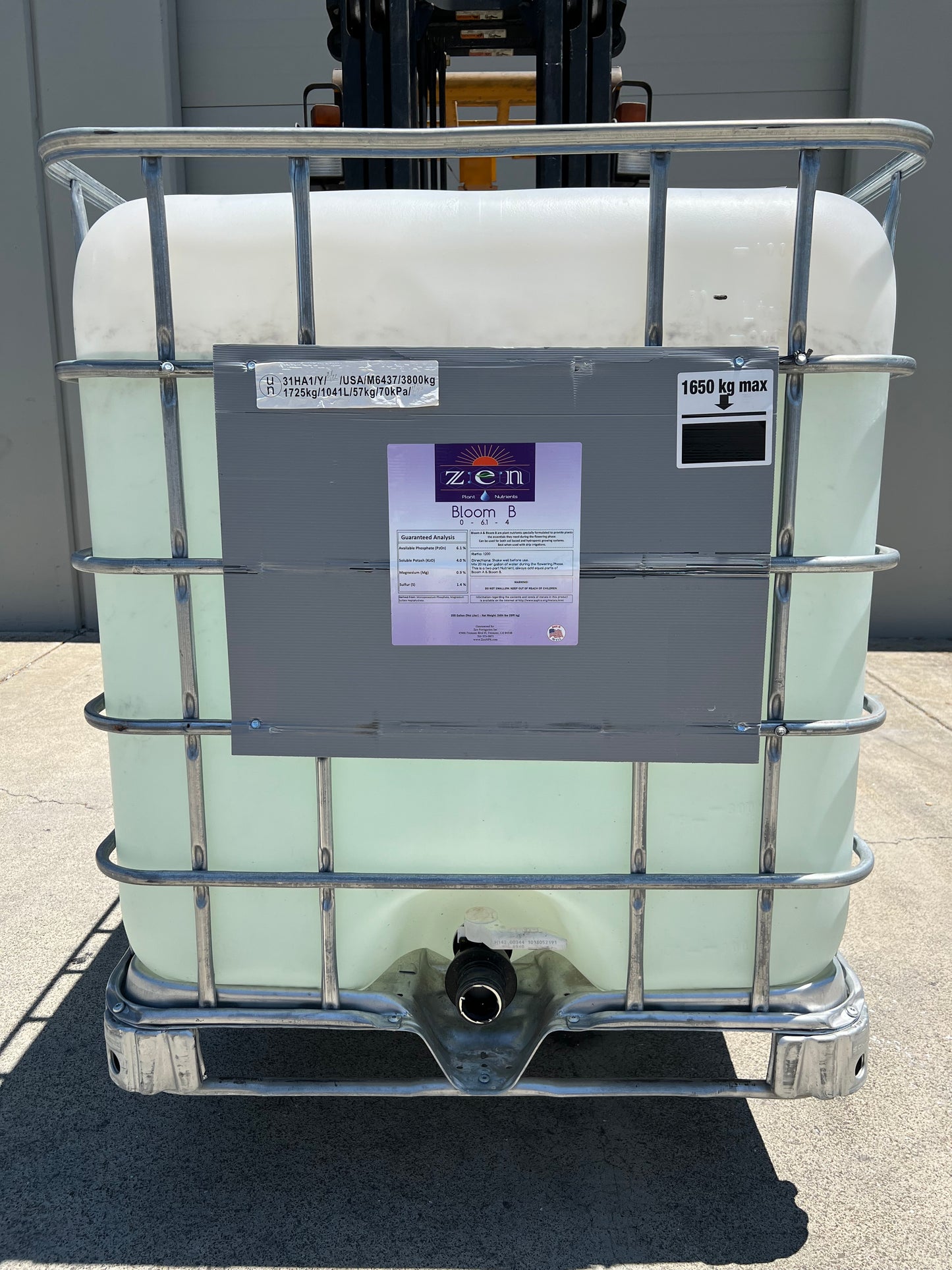 Zen Bloom B 250 Gallon Tote